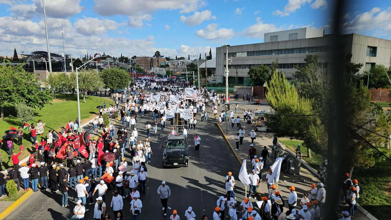 Desfile del Día del Trabajo reúne a sindicatos en Chihuahua con ...