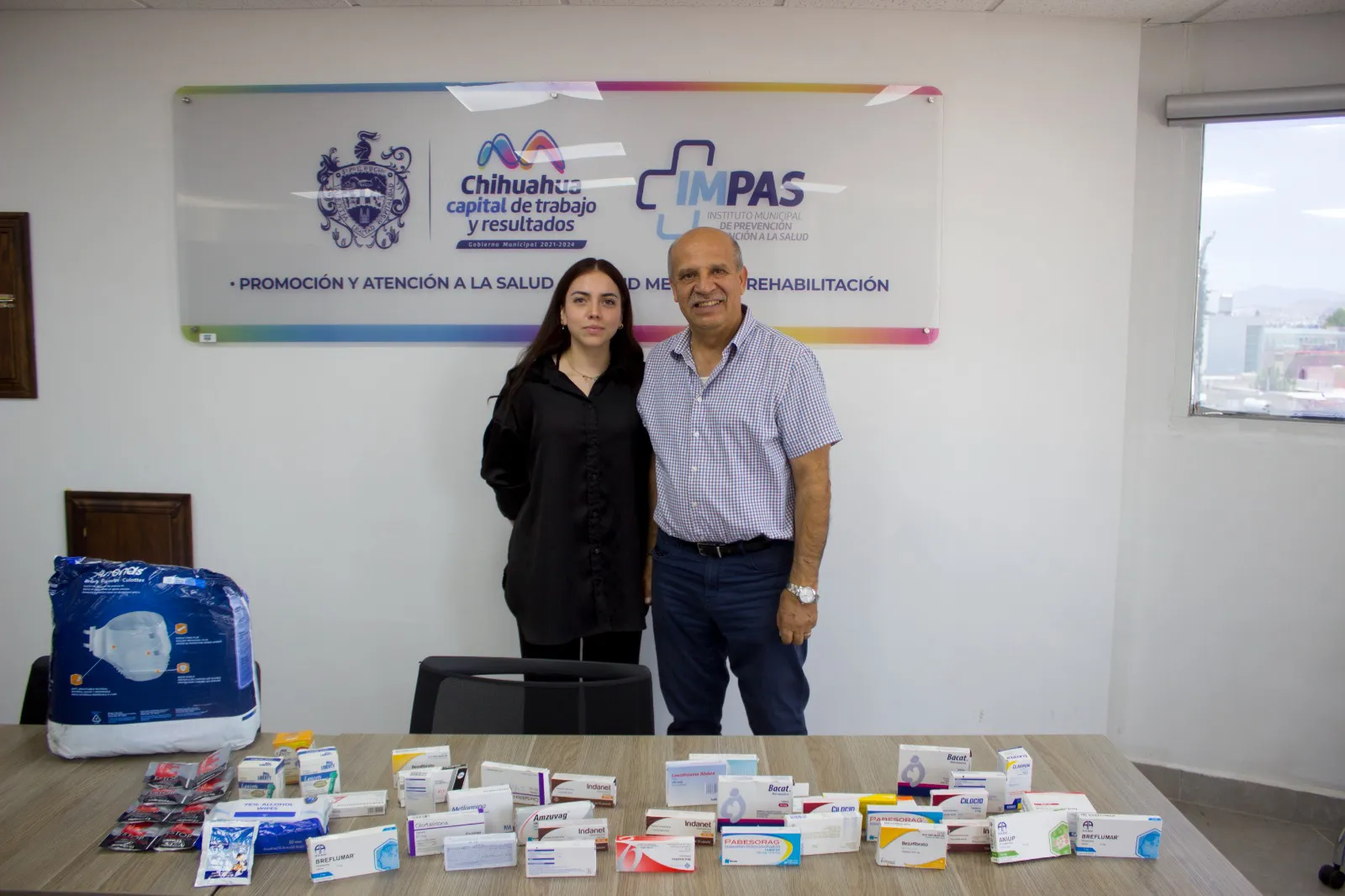 Recibe IMPAS más de mil 100 cajas de medicamentos donado por la