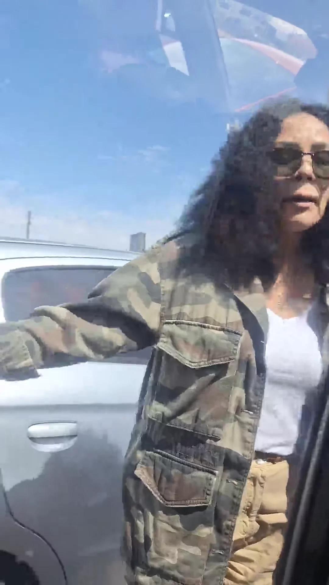 207K views · 1.4K reactions Riña por estacionamien1774716152569_All_Video_Downloader