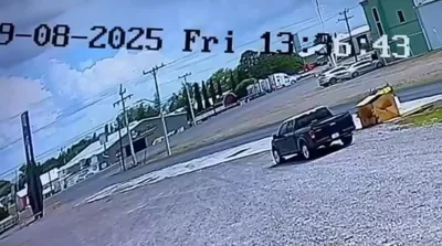 Reporte Cuauhtémoc - 🚨 Nos comparten video del accidente de esta tarde en el kilómetro 21 del Corredor_ que dejó 4 personas sin vida - 24910507685(720P