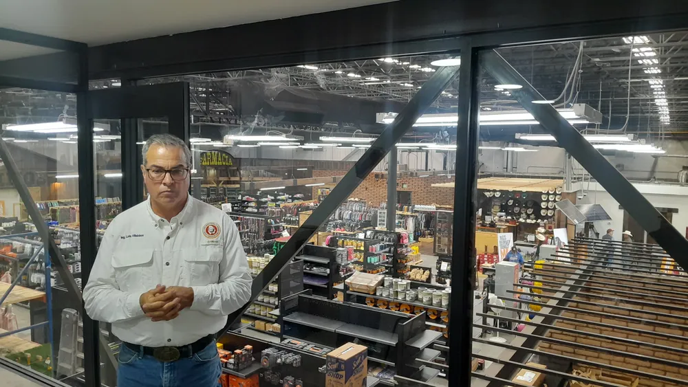 17646068145393371432976952903678