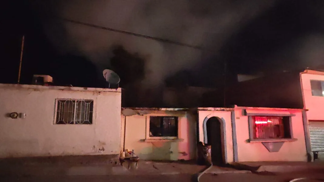 Muere persona durante incendio de vivienda en la colonia Industrial