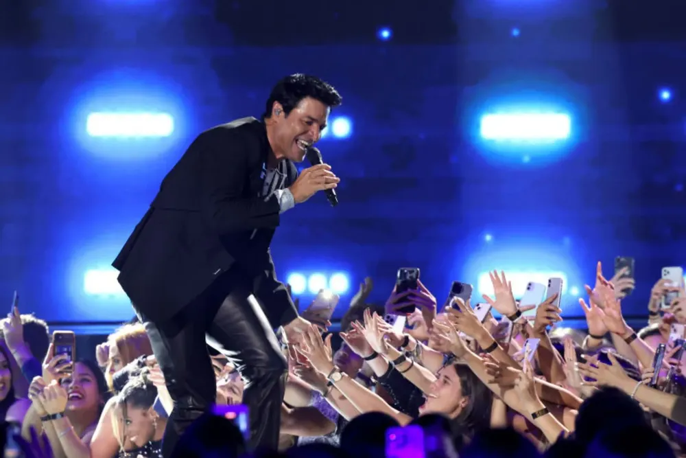 chayanne-bailemos-otra-vez-tour-2024